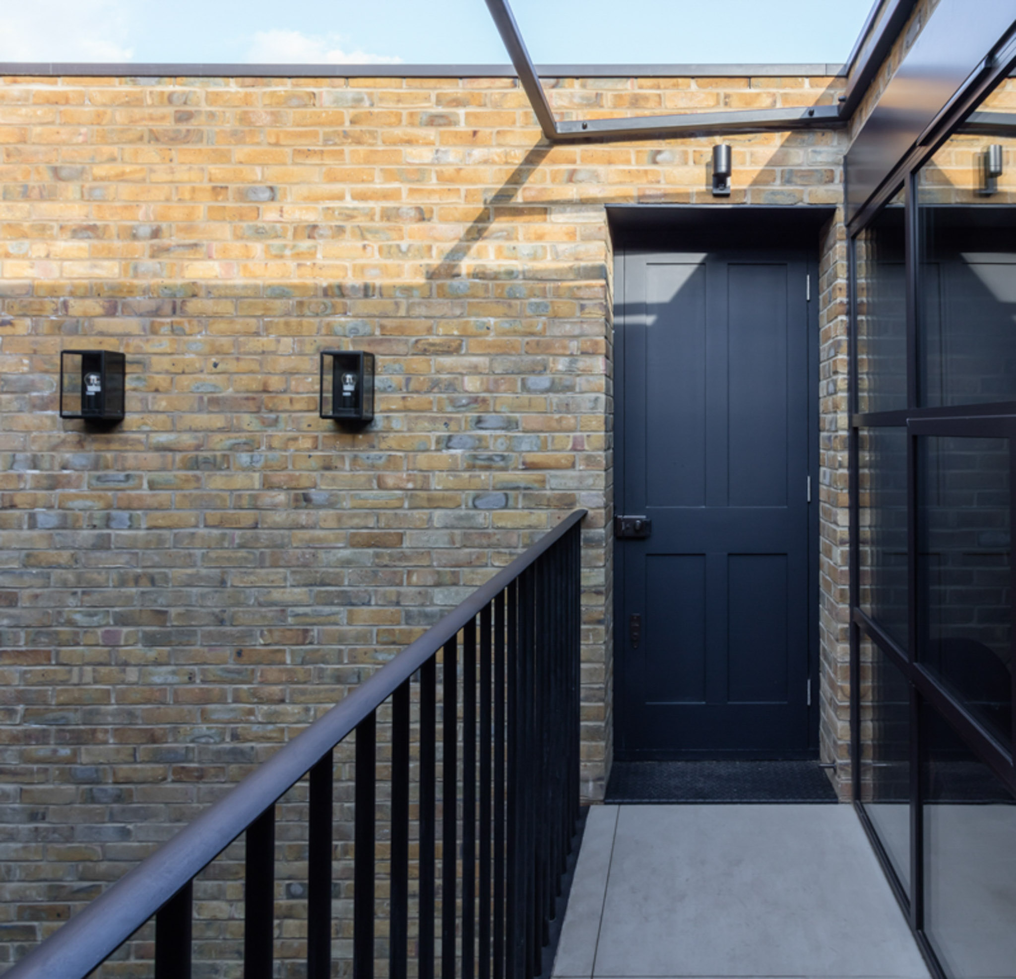 grid image