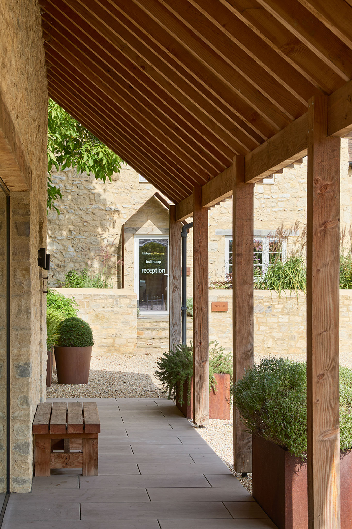 grid image
