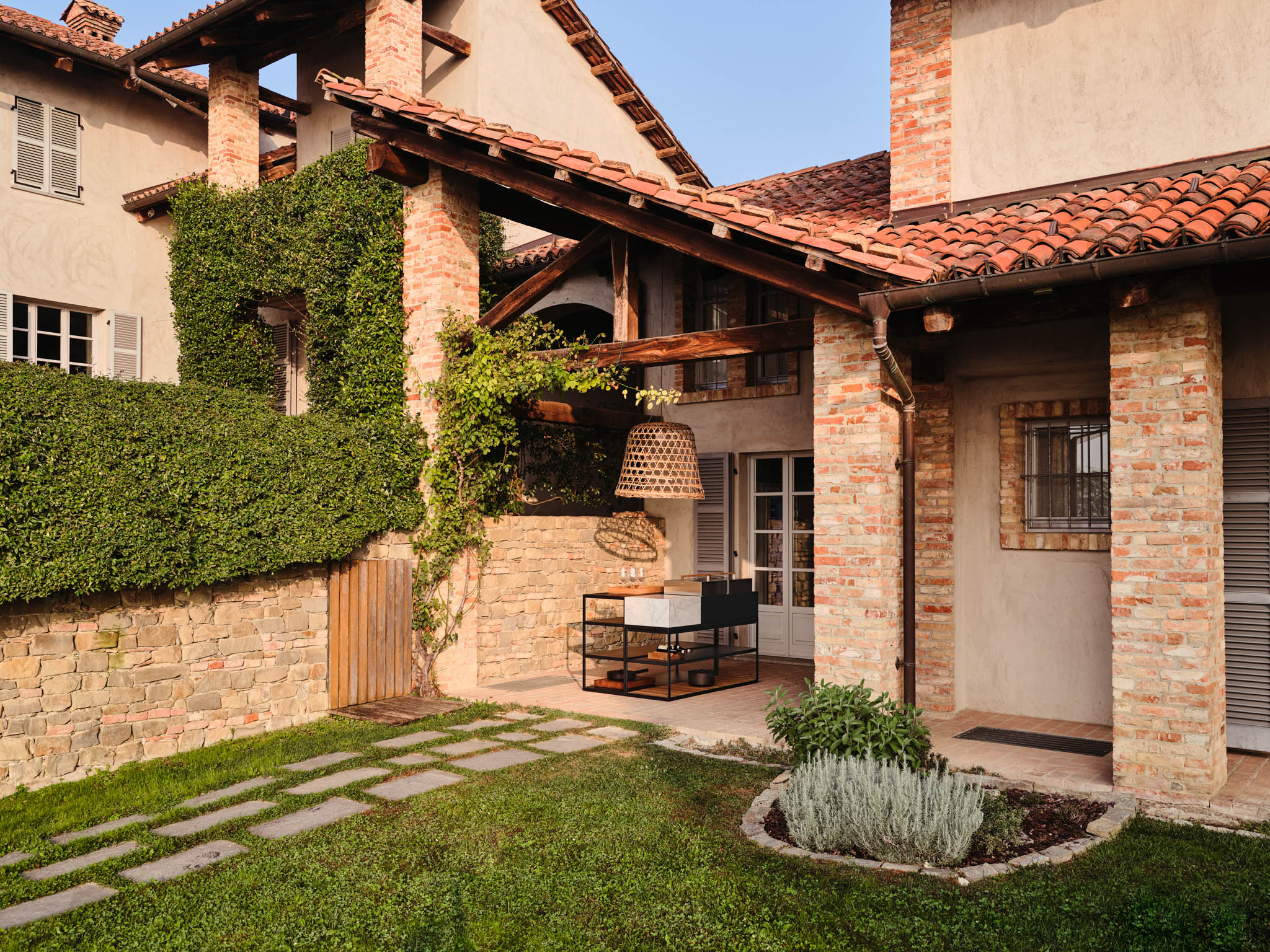 grid imagesummer-in-tuscany-roshults